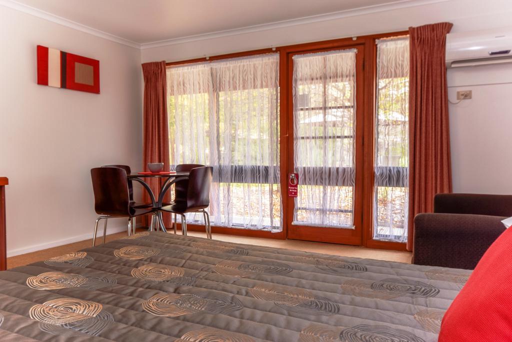 River Country Inn (Adults Only) Moama Zimmer foto