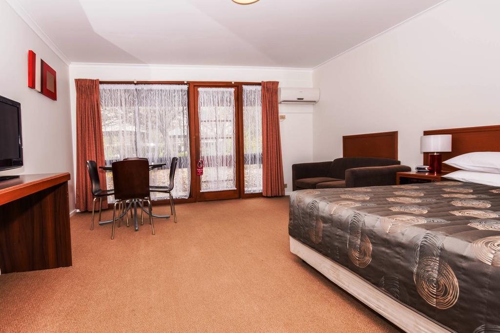 River Country Inn (Adults Only) Moama Zimmer foto