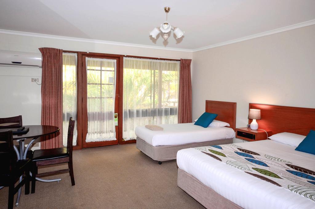 River Country Inn (Adults Only) Moama Zimmer foto