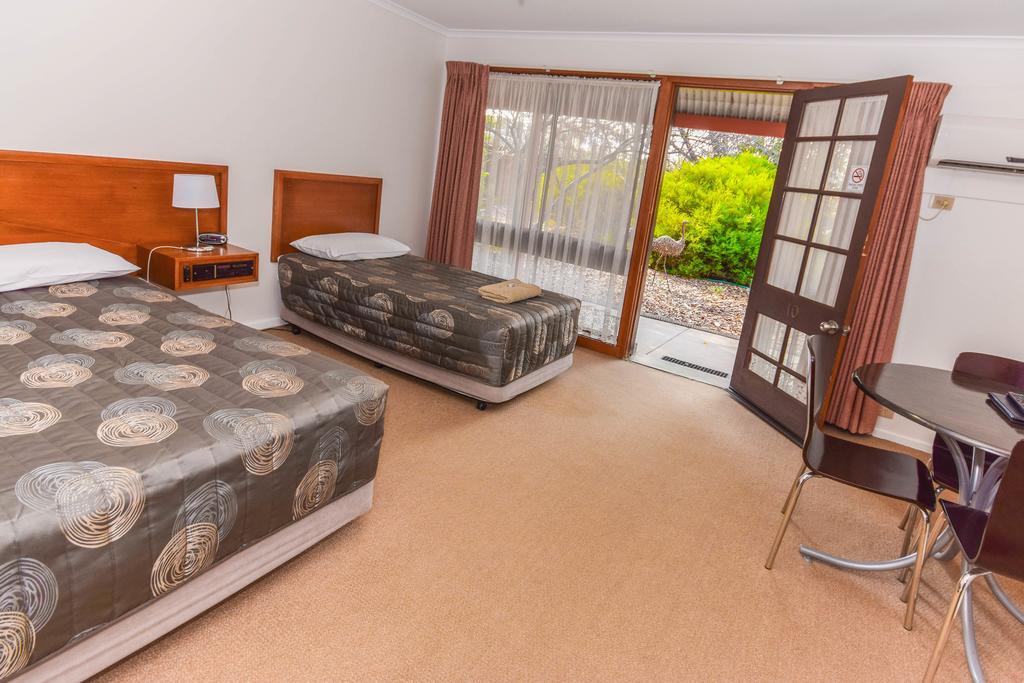 River Country Inn (Adults Only) Moama Zimmer foto