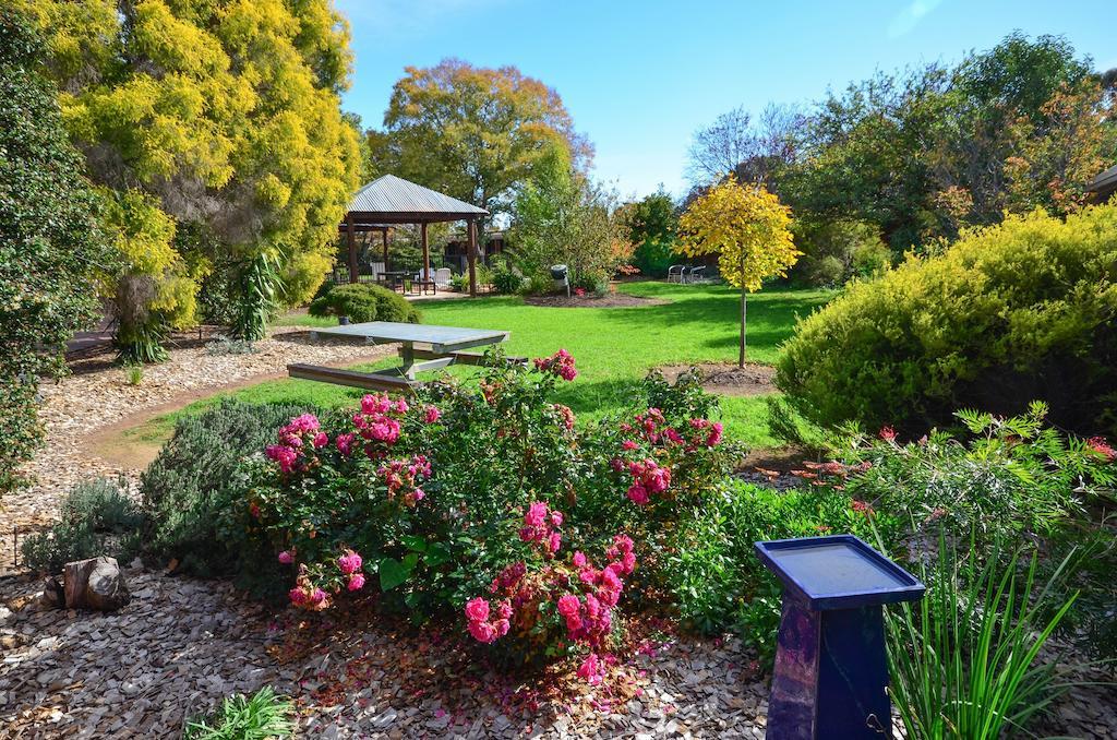 River Country Inn (Adults Only) Moama Exterior foto