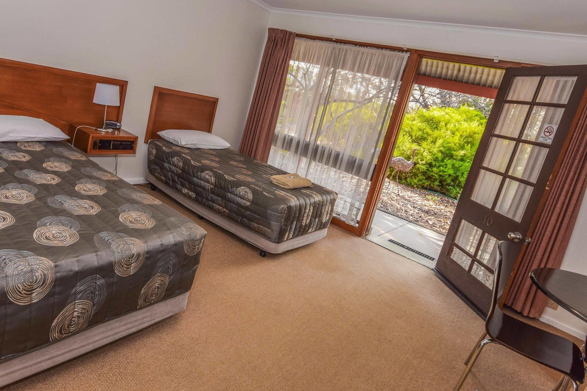 River Country Inn (Adults Only) Moama Exterior foto